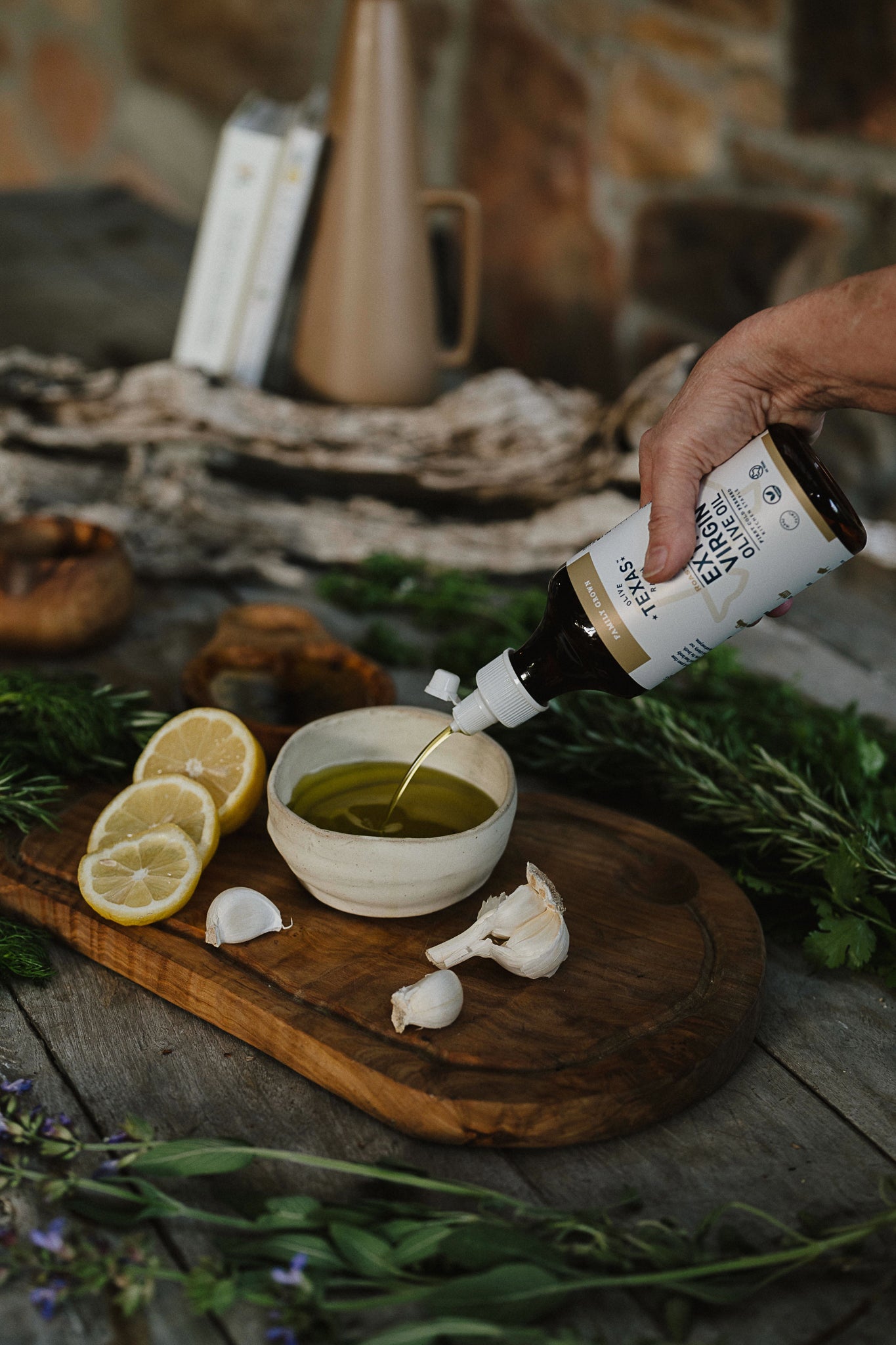 Squeeze With Ease' Garlic-Infused Extra Virgin Olive Oil – Texas