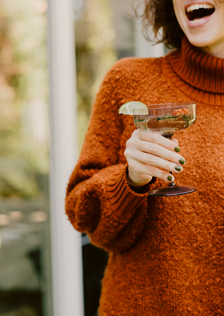 The Coziest Cocktail & Mocktail Recipes for Winter Campfires & Curling Up On V-Day