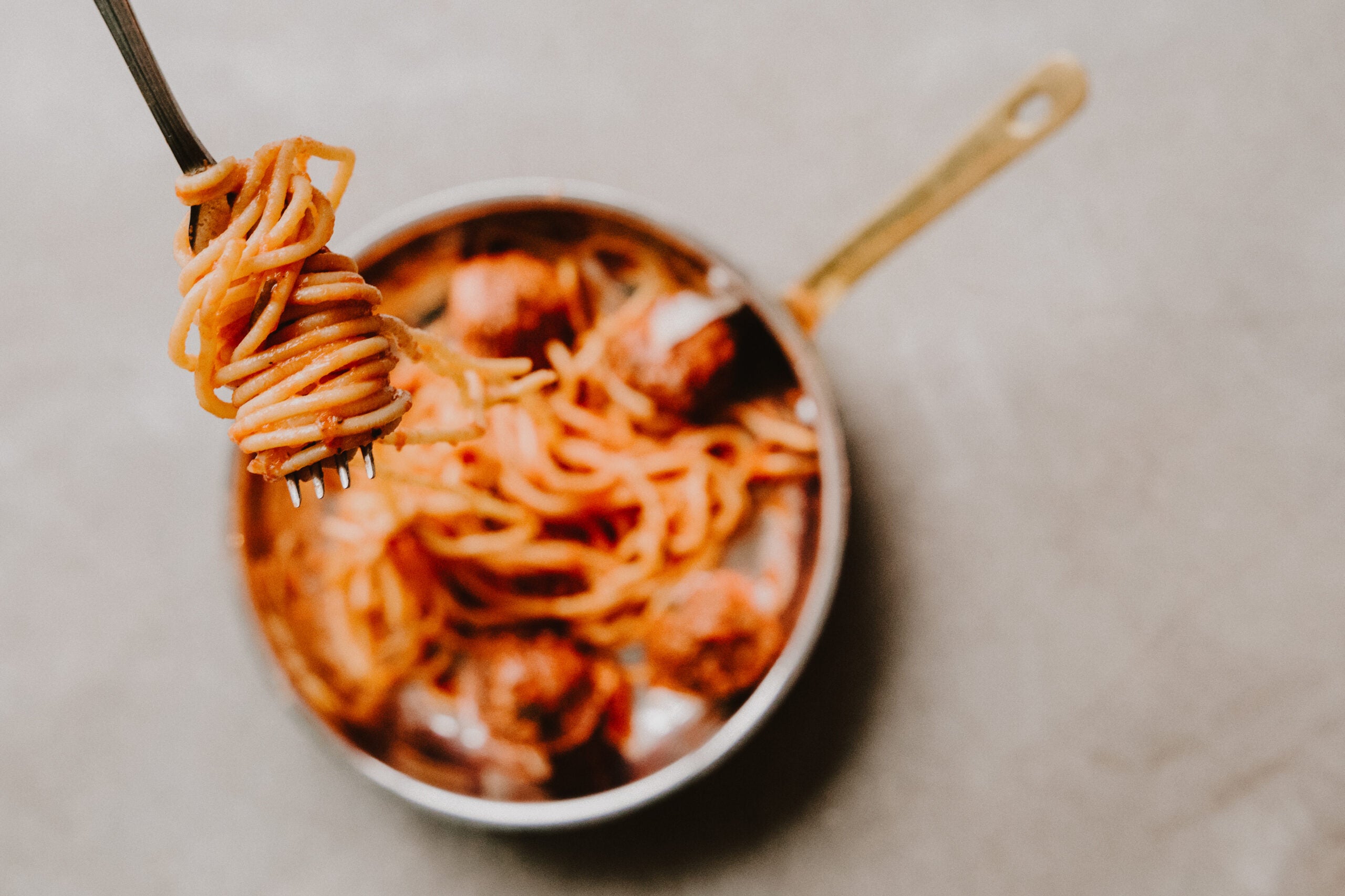 Eat-It-From-The-Pot Tomato Sauce