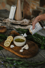 'Squeeze With Ease' Garlic-Infused Extra Virgin Olive Oil